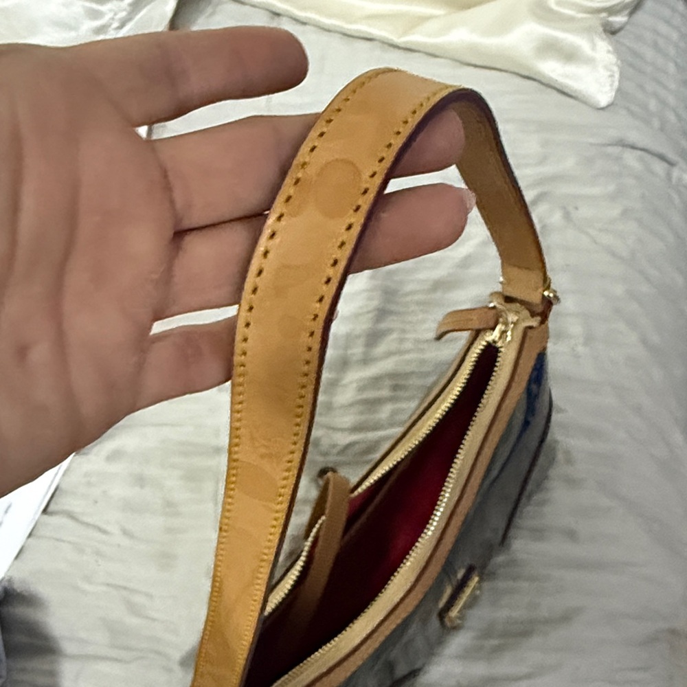 Dooney & Bourke Black Patent Leather Shoulder Bag with Tan Trim - Picture 9 of 9